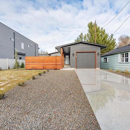 Mid Century Modern Boise-River Bungalow W/ Hot Tub Exterior foto